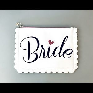 Bride clutch